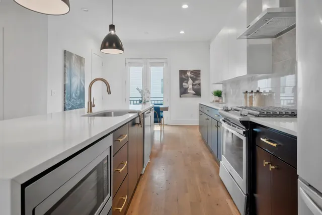 $699,000 | 1203 10th Avenue North, Nashville, TN 37208