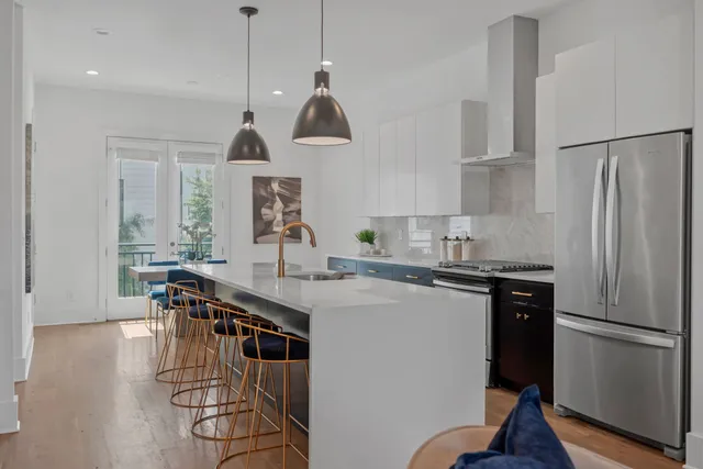 $699,000 | 1203 10th Avenue North, Nashville, TN 37208