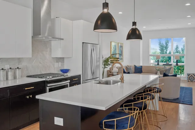 $699,000 | 1203 10th Avenue North, Nashville, TN 37208