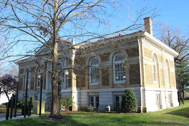 $699,000 | 1203 10th Avenue North, Nashville, TN 37208