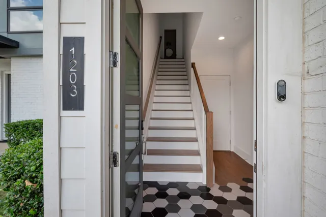 $699,000 | 1203 10th Avenue North, Nashville, TN 37208