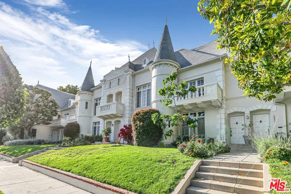 $5,895 | 6053 Scenic Avenue, Los Angeles, CA 90068