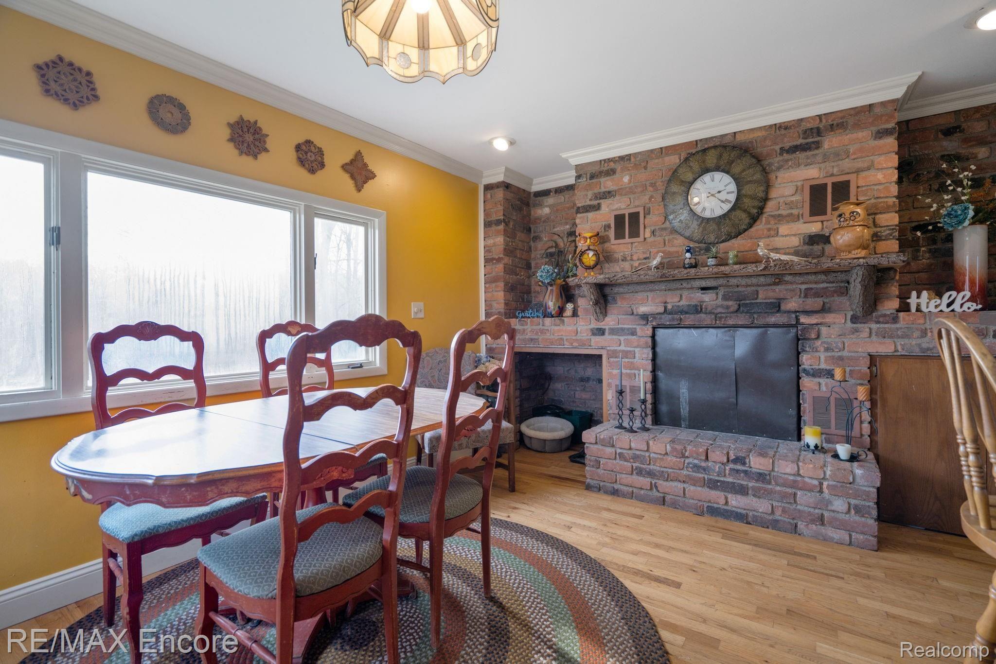 13450 Rattalee Lake Road Davisburg, MI 48350 - Photo 18 of 57 TRULY A COUNTRY KITCHEN