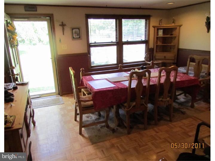 35 New Brooklyn Road Sicklerville, NJ 08081 - Photo 14 of 22 Dining Room