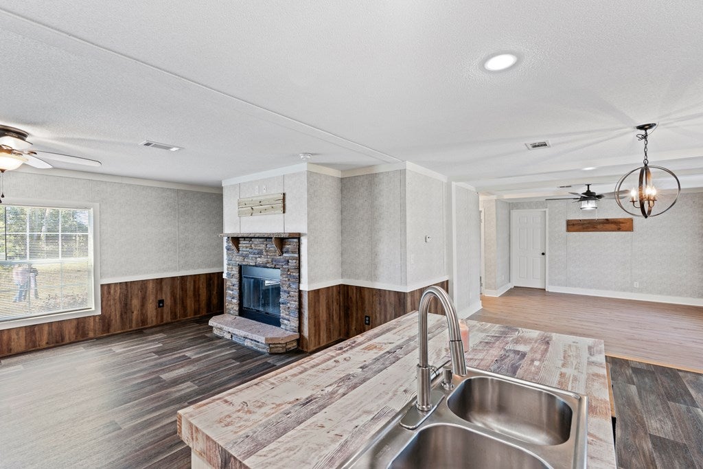 360 Royals Road Ray City, GA 31645 - Photo 13 of 67 Gallery Image 13