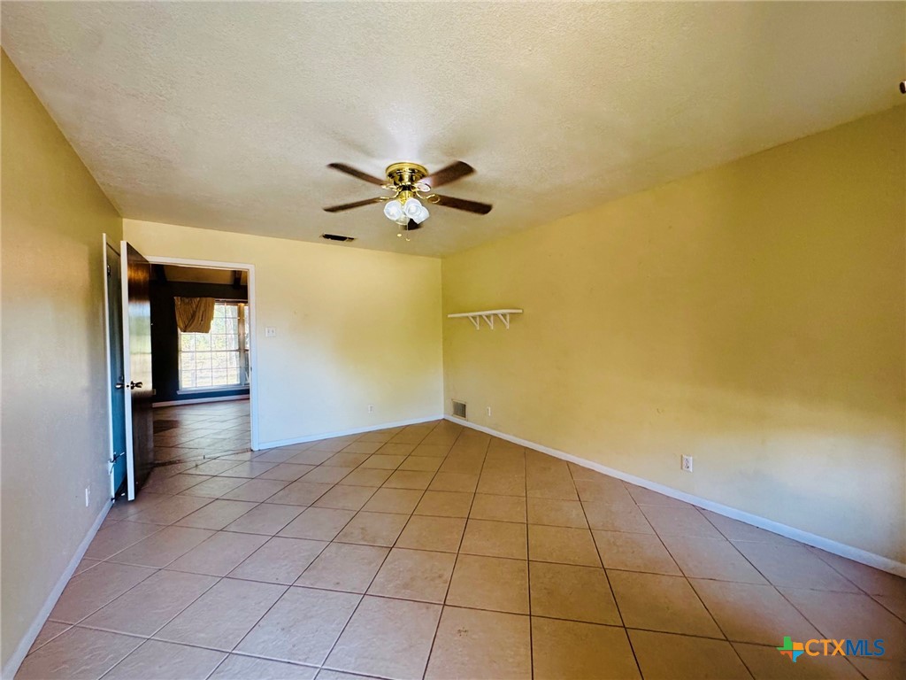 2405 Osage Road Gatesville, TX 76528 - Photo 2 of 29 Gallery Image 2