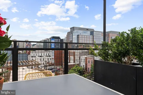 $829,000 | 1126 5th Street Northwest, Unit 4, Washington, DC 20001