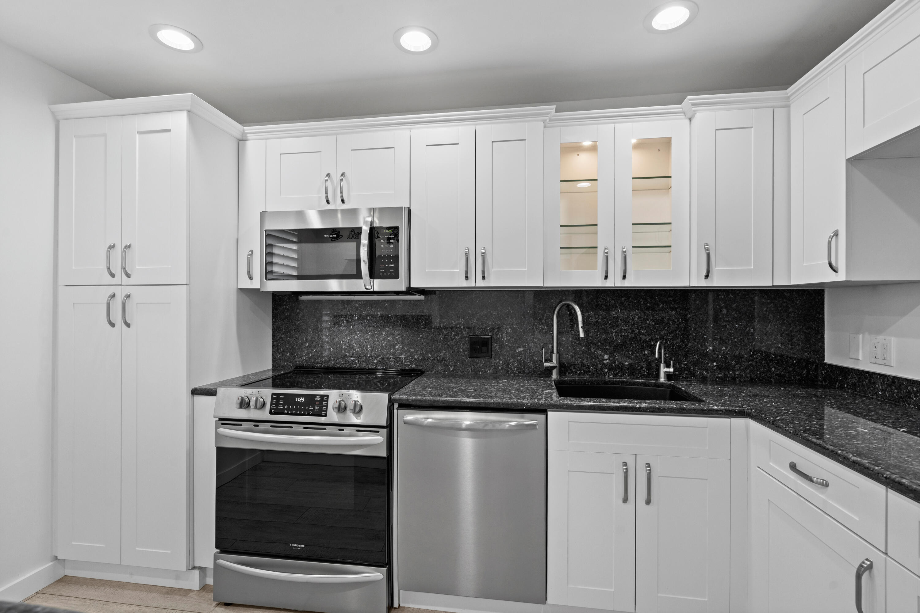 1864 Southwest Palm City Road, Unit 103 Stuart, FL 34994 - Photo 8 of 44 DSC05459