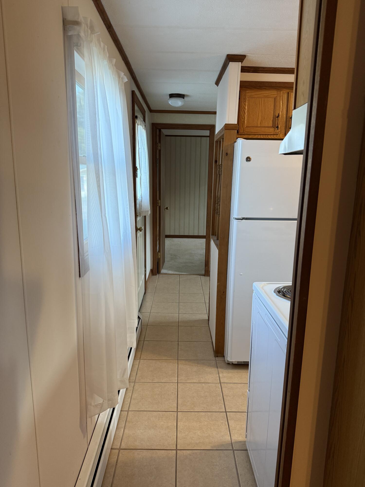 79 Cedar Street Millinocket, ME 04462 - Photo 11 of 39