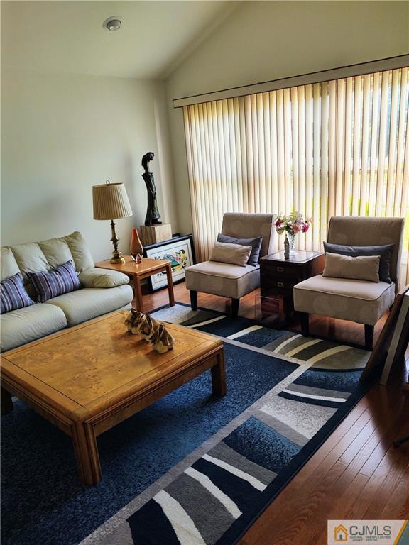 126 Moretti Lane Edison, NJ 08817 - Photo 8 of 33 a living room with furniture and a window