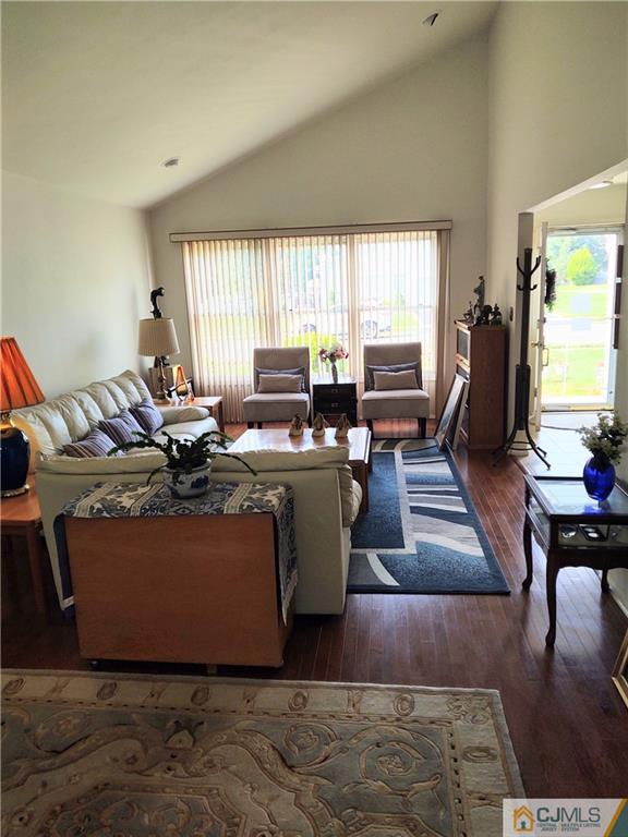 126 Moretti Lane Edison, NJ 08817 - Photo 9 of 33 a room with furniture window and wooden floor