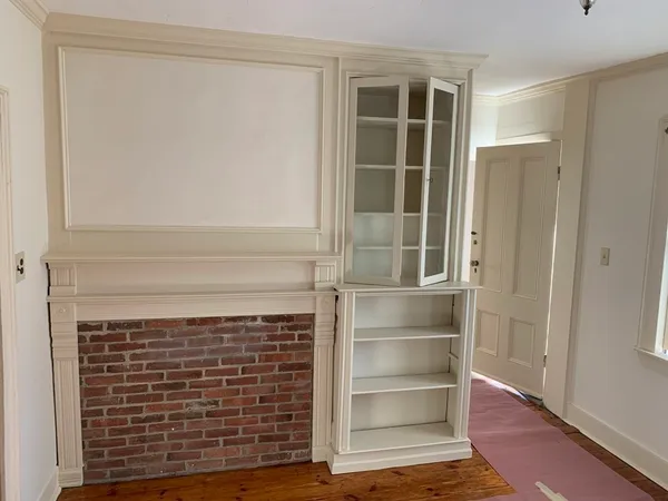 $2,300 | 248 Water Street, Newburyport, MA 01950