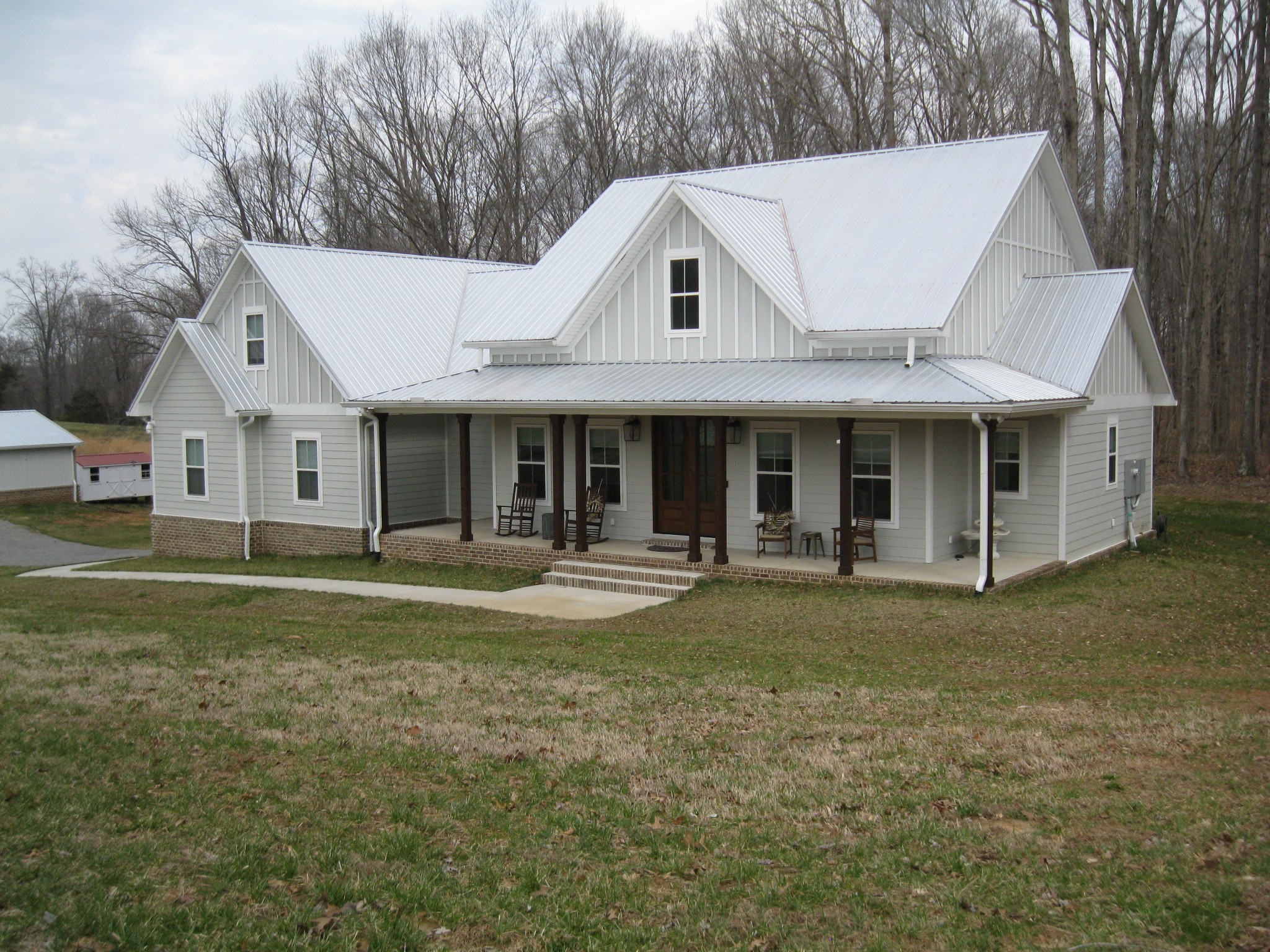 1725 Walter Road Clarksville, TN 37043 - Photo 1 of 47 Gallery Image 1