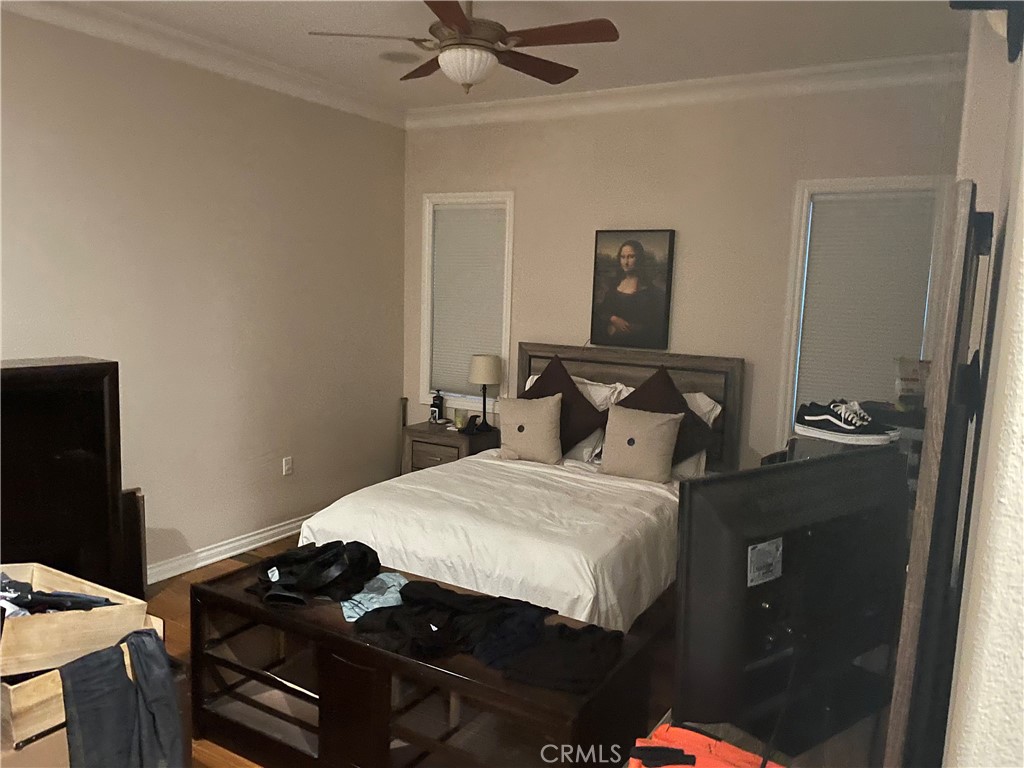 25452 Edna Road Murrieta, CA 92562 - Photo 29 of 70 a bedroom with a bed and a desk