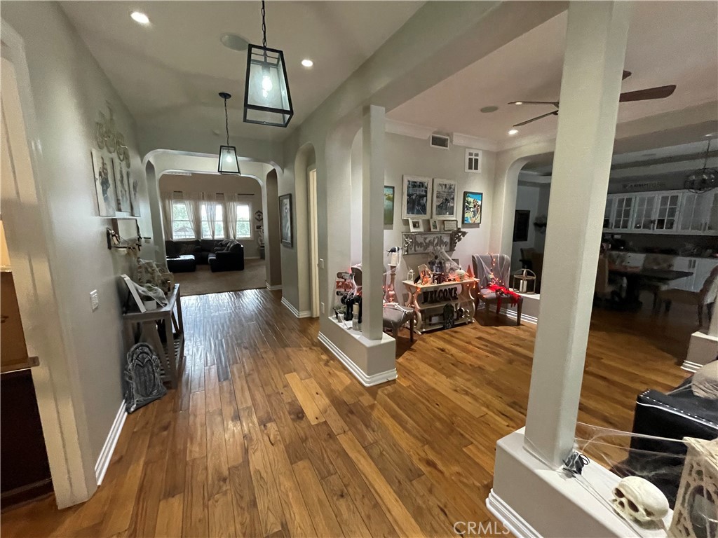 25452 Edna Road Murrieta, CA 92562 - Photo 8 of 70 a view of a room with gym equipment