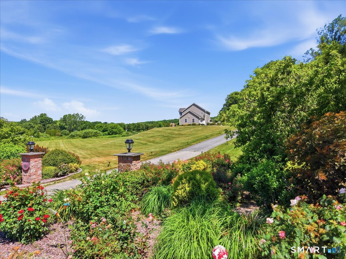 271 Putnam Road Pomfret, CT 06259 - Photo 10 of 40