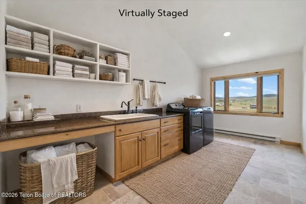 $2,250,000 | 13981 Highway 191, Bondurant, WY 82922