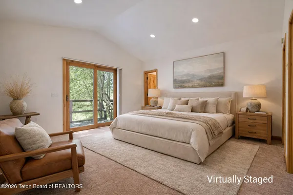 $2,250,000 | 13981 Highway 191, Bondurant, WY 82922