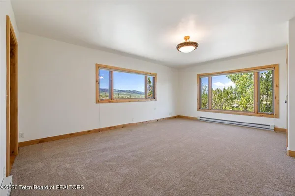 $2,250,000 | 13981 Highway 191, Bondurant, WY 82922