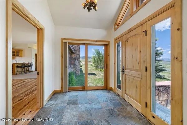 $2,250,000 | 13981 Highway 191, Bondurant, WY 82922