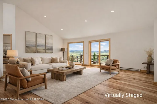 $2,250,000 | 13981 Highway 191, Bondurant, WY 82922