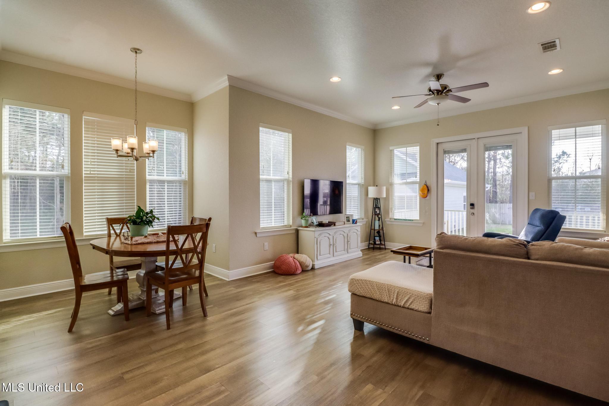 213 White Harbor Road Long Beach, MS 39560 - Photo 9 of 25 IMG_8050