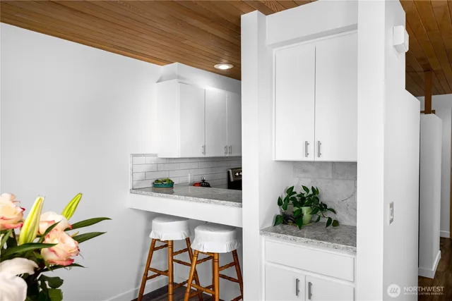 $930,000 | 2301 Skyline Way, Unit 5, Anacortes, WA 98221