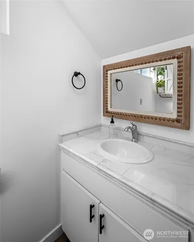 $930,000 | 2301 Skyline Way, Unit 5, Anacortes, WA 98221