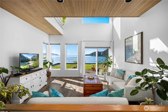 $930,000 | 2301 Skyline Way, Unit 5, Anacortes, WA 98221