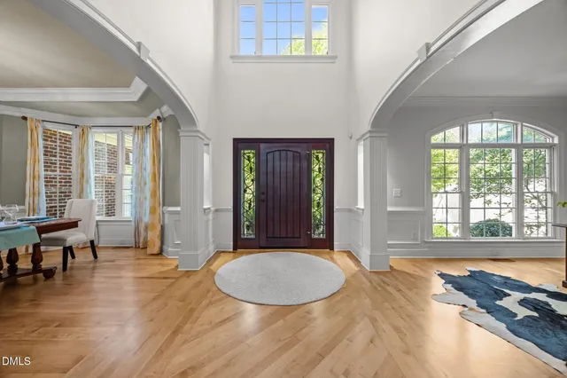 $1,250,000 | 3901 Orchard Point Court, Apex, NC 27539