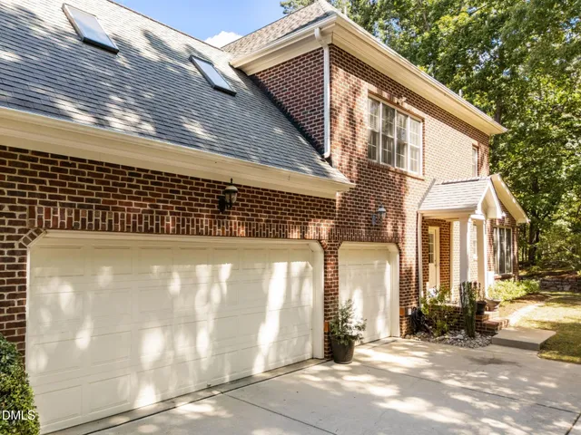 $1,250,000 | 3901 Orchard Point Court, Apex, NC 27539