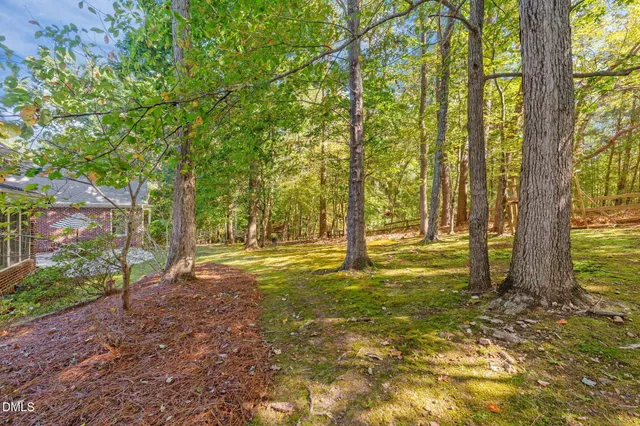 $1,250,000 | 3901 Orchard Point Court, Apex, NC 27539