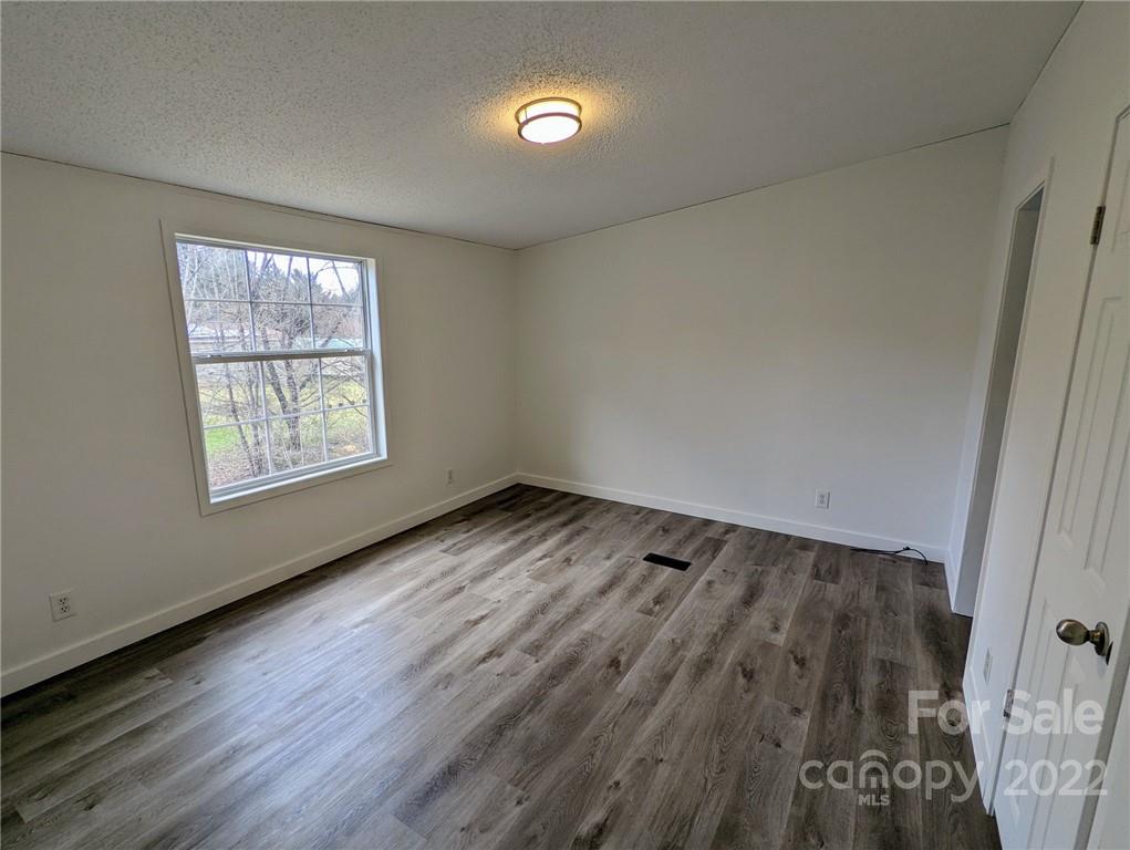 6 Misty Ridge Lane Leicester, NC 28748 - Photo 12 of 24 Gallery Image 12