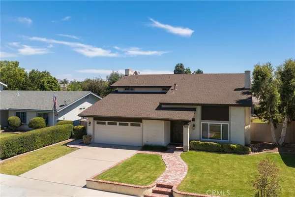 $799,000 | 939 Nottingham Drive, Corona, CA 92878