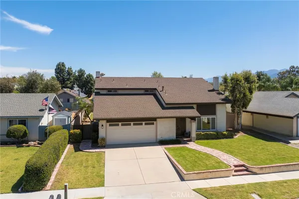 $799,000 | 939 Nottingham Drive, Corona, CA 92878