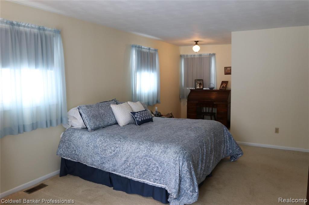 1490 Lansing Road Morrice, MI 48857 - Photo 15 of 28