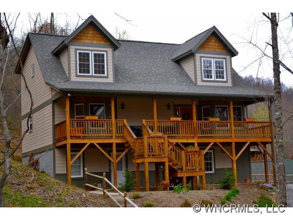92 Ladderback Ridge Waynesville, NC 28785 - Photo 1 of 24 Gallery Image 1
