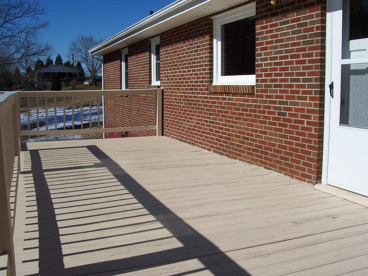 4217 Falling Creek Road Bedford, VA 24523 - Photo 12 of 15 Deck