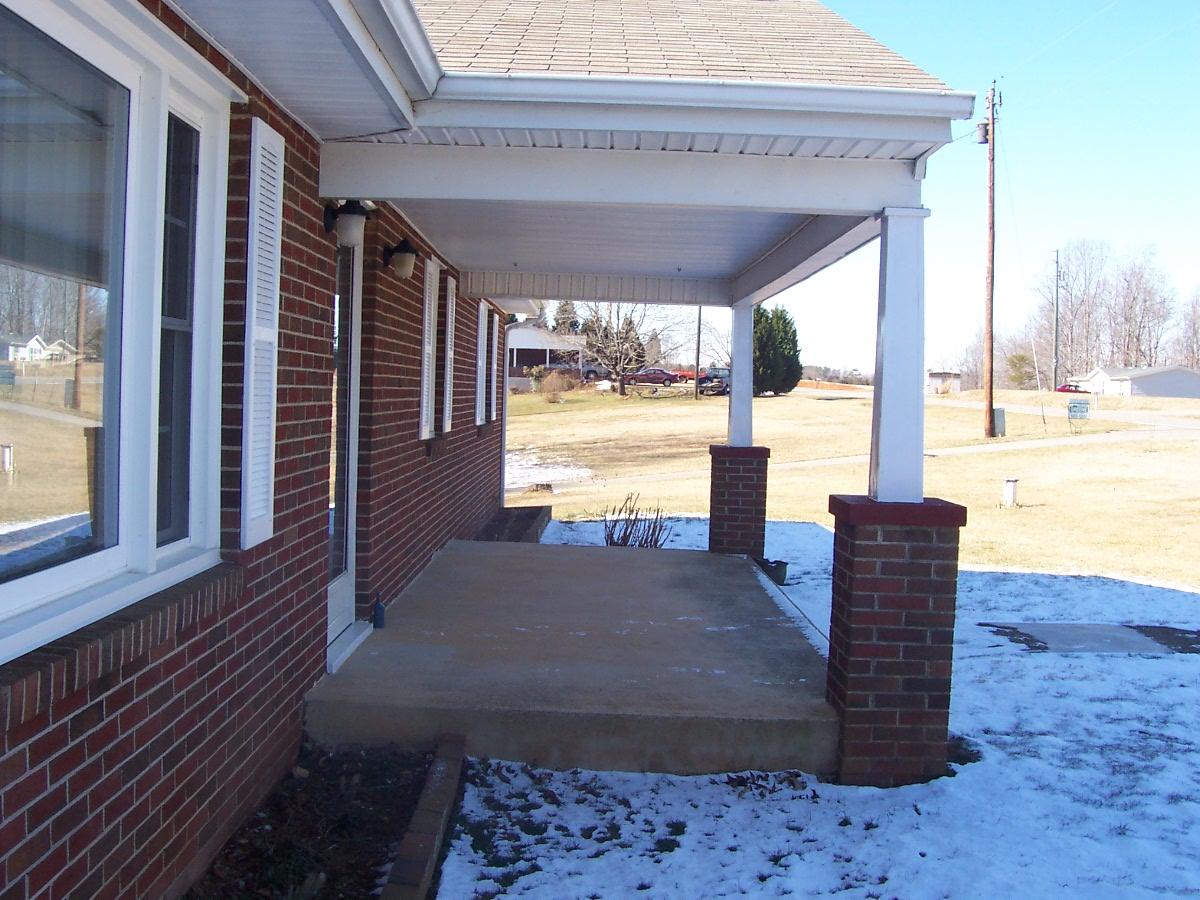 4217 Falling Creek Road Bedford, VA 24523 - Photo 14 of 15 Front Porch
