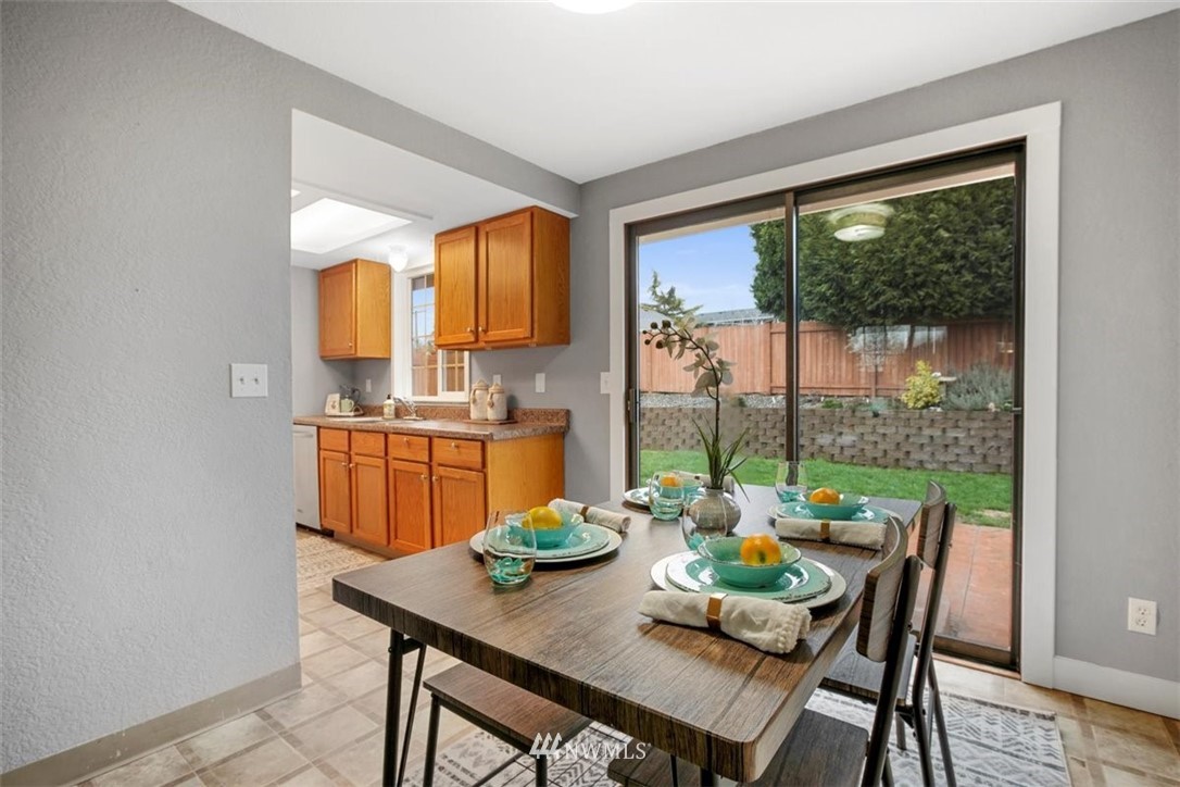 2330 Martin Road Mount Vernon, WA 98273 - Photo 4 of 23 Gallery Image 4