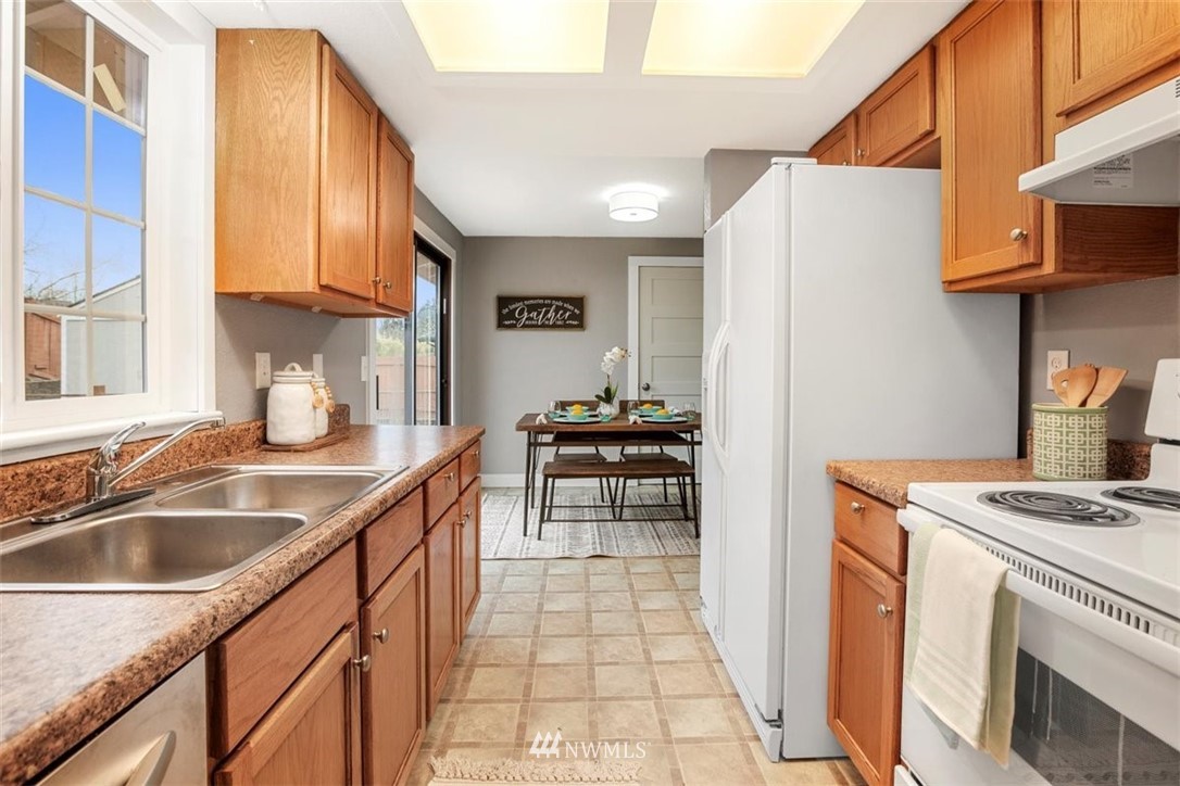 2330 Martin Road Mount Vernon, WA 98273 - Photo 9 of 23 Gallery Image 9