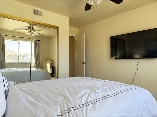 $2,900 | 26483 Anchorage Lane, Helendale, CA 92342