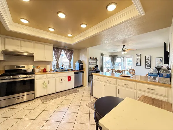 $2,900 | 26483 Anchorage Lane, Helendale, CA 92342