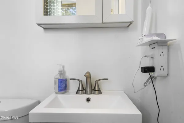 $349,900 | 87 Ormond Street, Albany, NY 12203