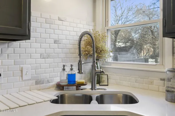 $349,900 | 87 Ormond Street, Albany, NY 12203