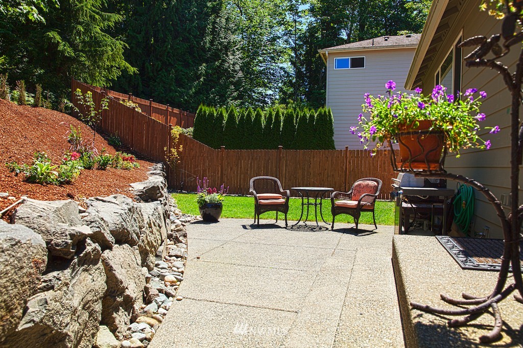 16208 Parkside Way Southeast Renton, WA 98058 - Photo 17 of 18 Gallery Image 17