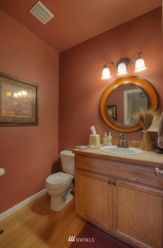 16208 Parkside Way Southeast Renton, WA 98058 - Photo 8 of 18 Gallery Image 8