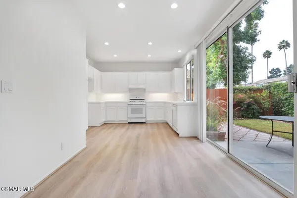 $4,395 | 663 Avenida Magdalena, Camarillo, CA 93010