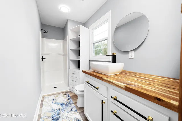 $259,000 | 313 1st Avenue, Vanceboro, NC 28586