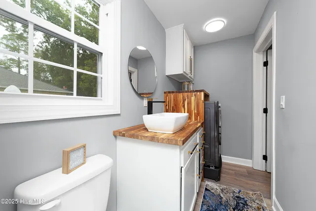 $259,000 | 313 1st Avenue, Vanceboro, NC 28586